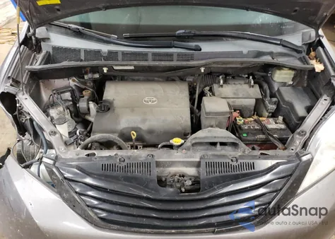 2015 Toyota Sienna from USA, damaged, VIN 5TDZK3DC5FS654053
